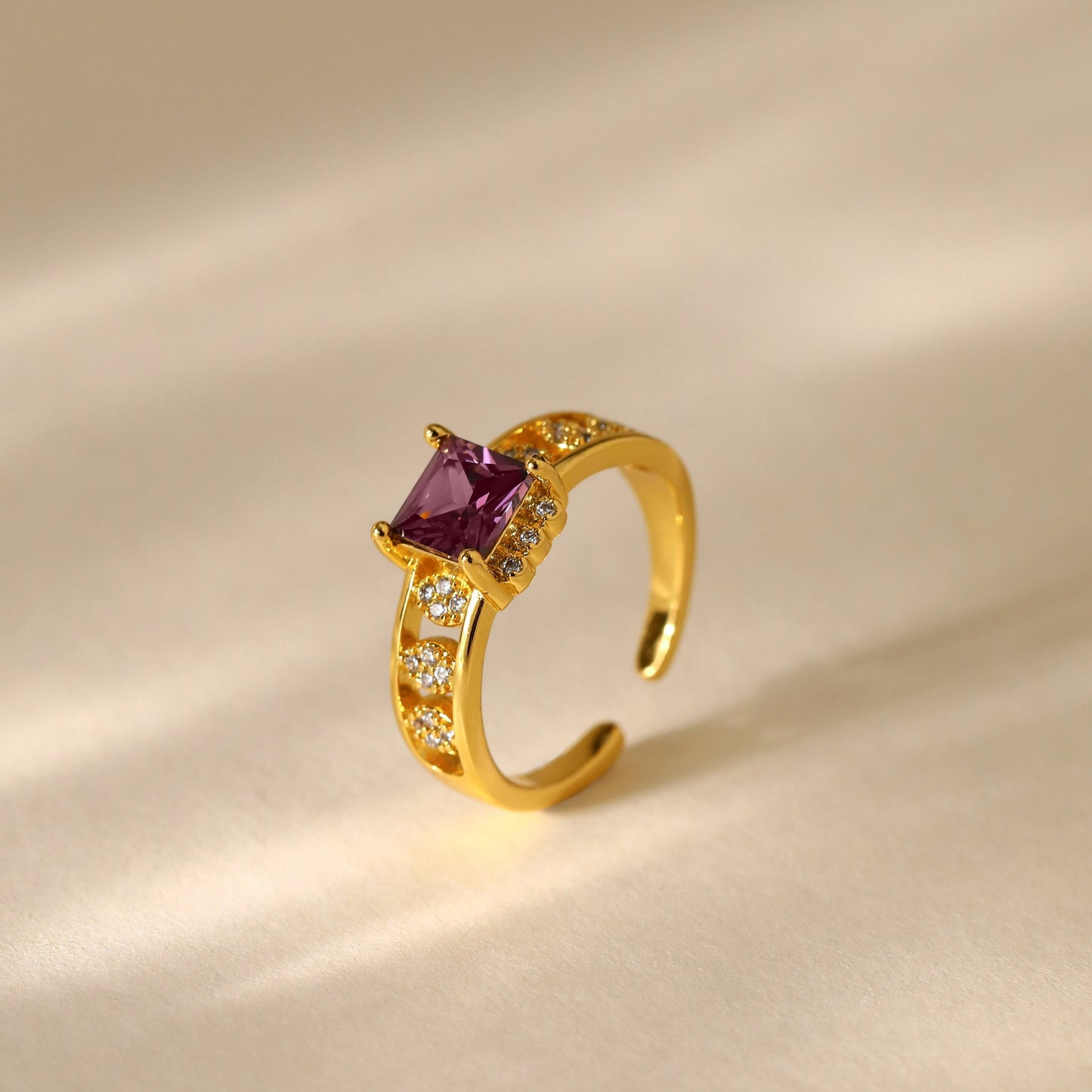 Violet Ring